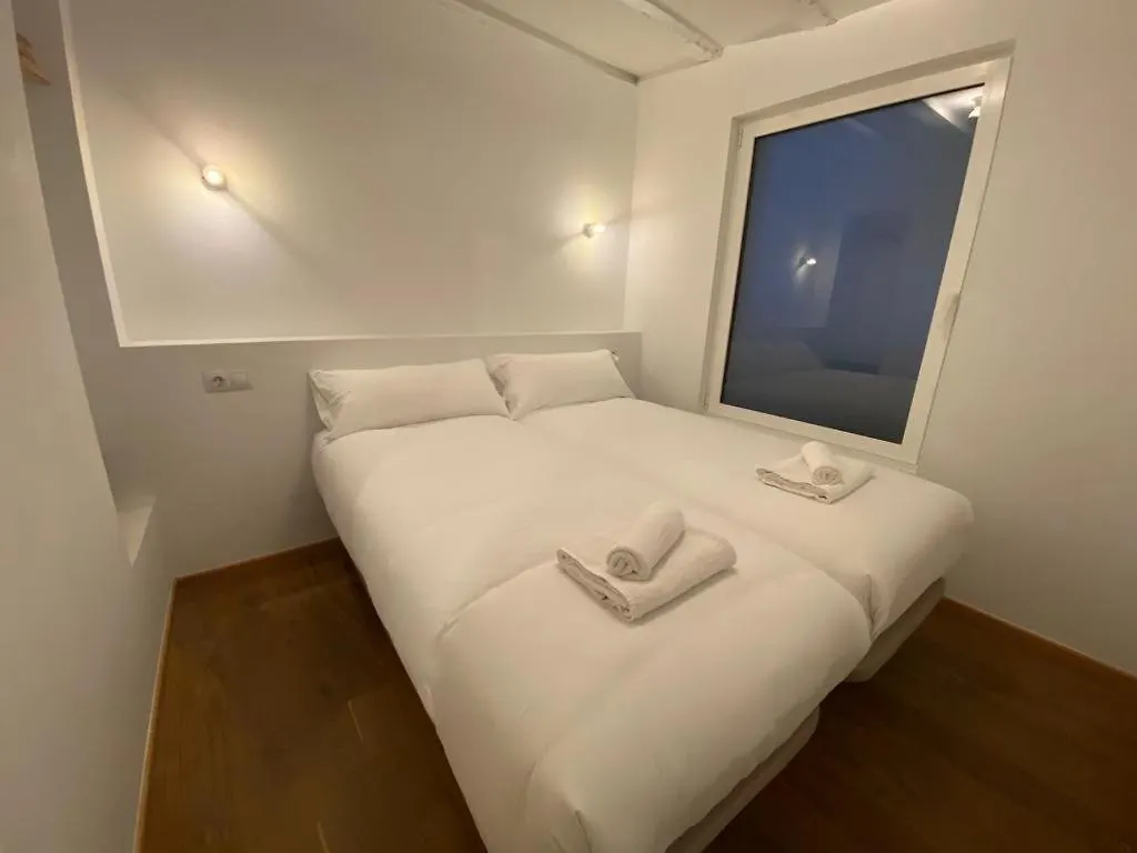 Bilbao Old Town I By Aston Rentals