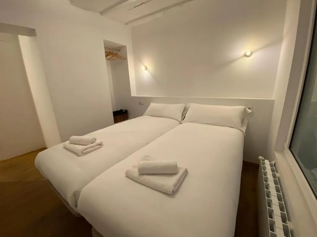 Bilbao Old Town I By Aston Rentals 0*,  España